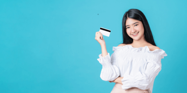 Cartão de Crédito Sem Anuidade: Benefícios, Limitações e Considerações Importantes